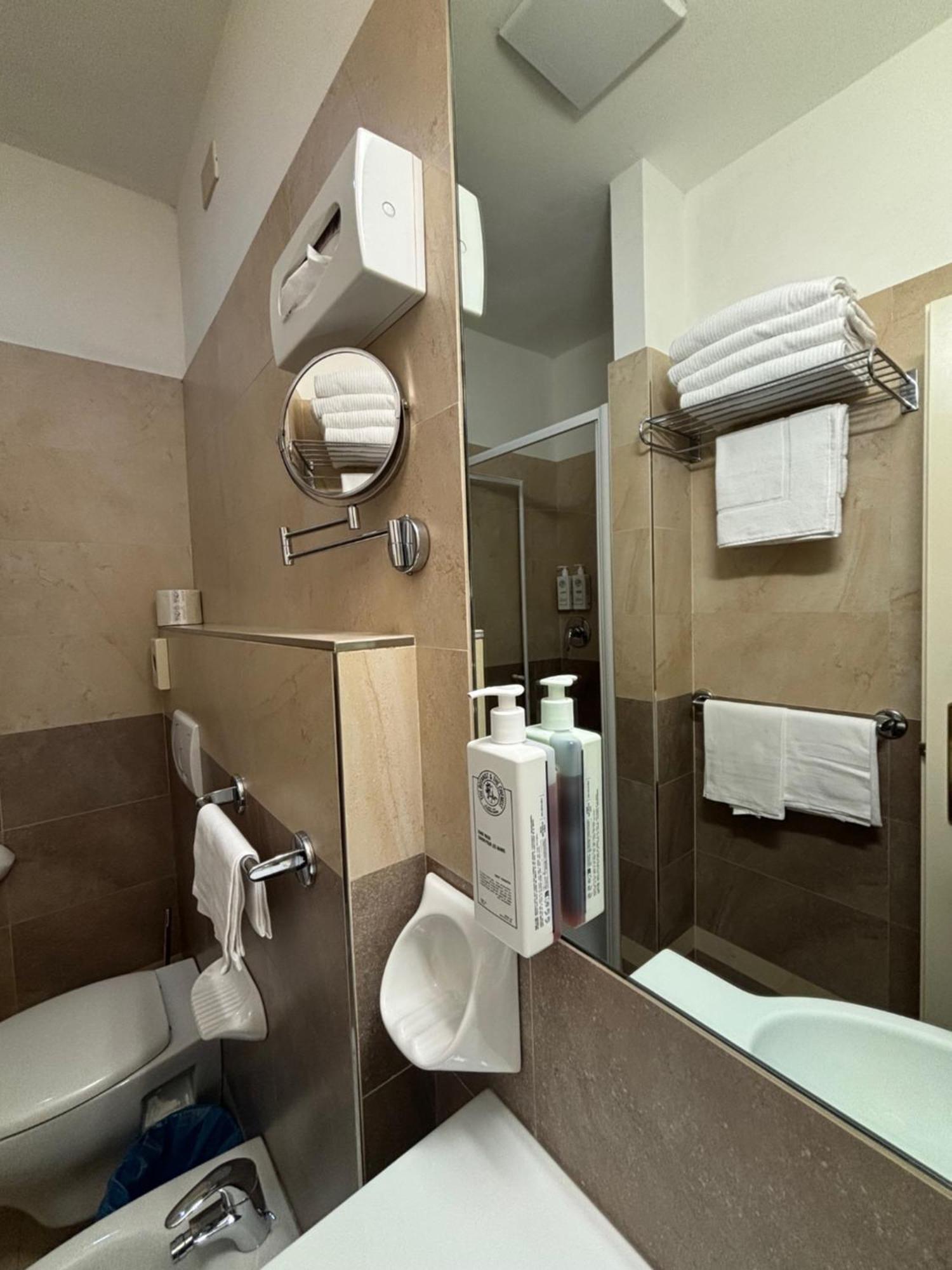 Abahotel Мілано-Маріттіма Екстер'єр фото